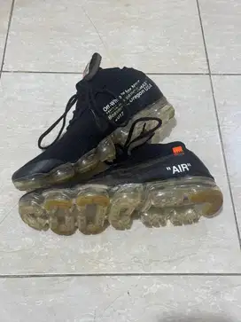 Nike vapormax offwhite size 45