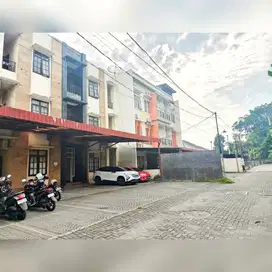 rumah kost ekslusif 37 kamar tidur pogung baru UGM murah
