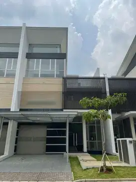 Dijual cepat Rumah Golf Island Mozart Signature Boulevard PIK Jakarta