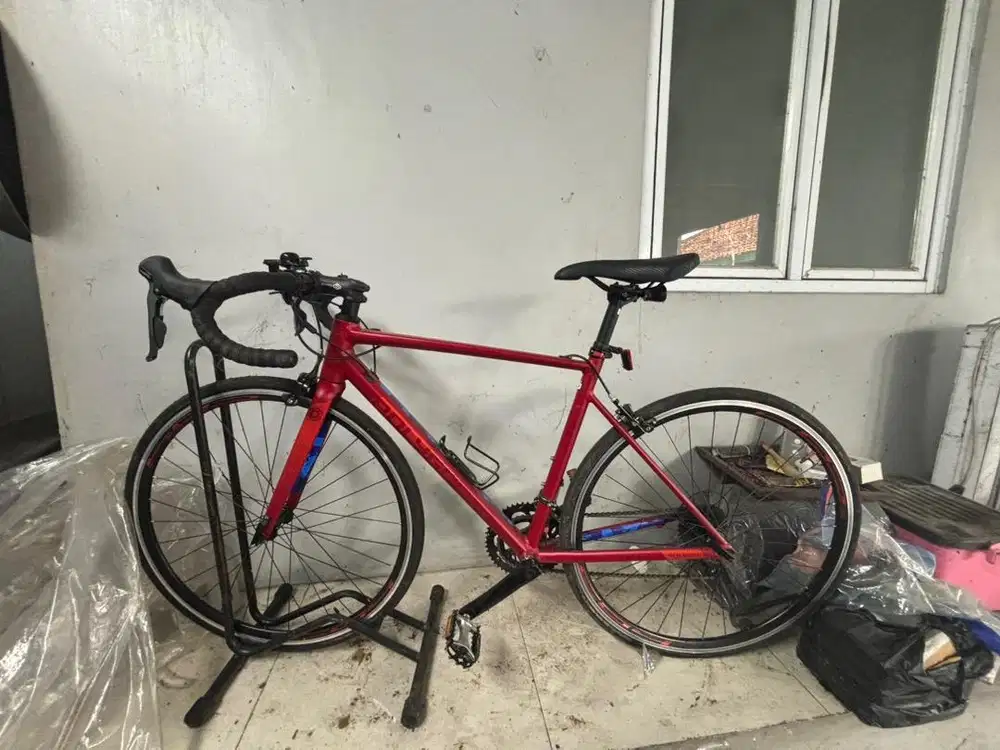 Polygon Strattos S2 Ukuran M