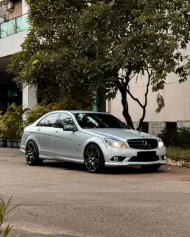 Mercedes Benz C250 2011 / Very Low KM / Full Spec / Mint Condition