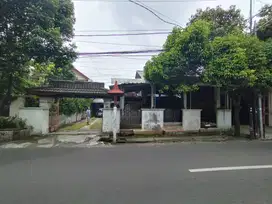 Dijual Rumah Luas di Kramat Jati Jakarta