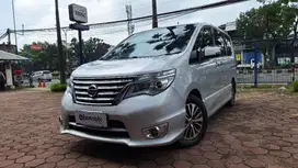 DP Rendah  7JT Nissan Serena 2.0 Highway Star Bensin-AT 2015 Silver
