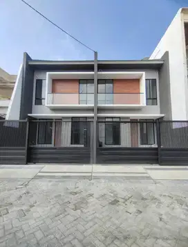 RUMAH MUNGIL BERKUALITAS BARUK UTARA