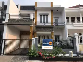 Rumah Rapih Siap Huni di Raffles Hills Cibubur