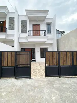 Rumah baru 2 lantai cantik siap huni dekat jalan raya kalimulya