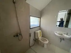 Dijual cepat Rumah 2 Lantai di posisi hook