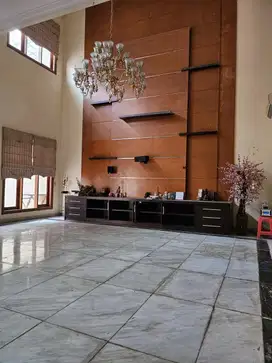 Dijual Rumah Besar Asri Di Sunter Danau Agung Jakarta Utara