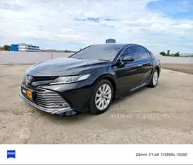 Camry 2.5V NIK 2019 TERMURAH! KM 52rb FULL RECORD