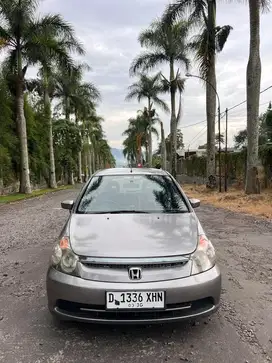 Honda Stream Manual 1.7 tahun 2005