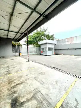 Disewakan Cepat Gudang Luas 1000 m, Office, Parkir Luas Tangerang