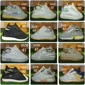Borongan sepatu second