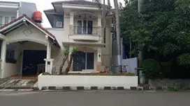Di jual rumah 2 tingkat di Vanda Palemsemi, Kawaraci, Tangerang