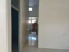 Rumah siap huni Kartasura dijual cepat BU