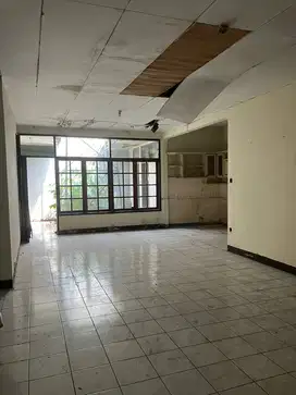 Dijual Rumah di Cipaku sebrang UPI