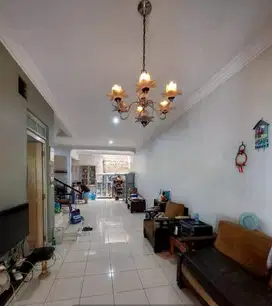 DIJUAL RUMAH TAMAN SEMANAN INDAH JAKARTA BARAT