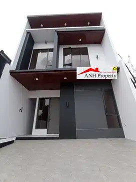 Dijual cepat Rumah Baru 2 Lantai siap huni di kota wisata cibubur