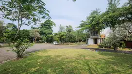 kavling hoek view taman