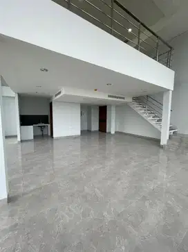 Dijual Soho The Smith Alam Sutera, masih baru belum pernah dipakai