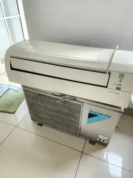 AC DAIKIN 1 PK masih bagus tidak ada freon