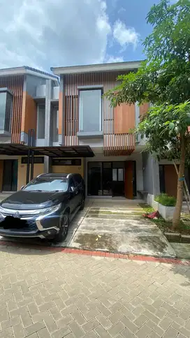 Rumah Cantik 2 Lantai Bali resort Ext Semi Furnish