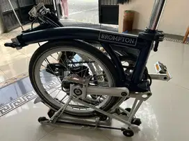 Dijual Sepeda Lipat BROMPTON