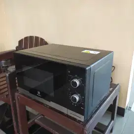 Electrolux Microwave EMM 20K 22BA