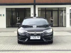 Honda Civic Es at 2018