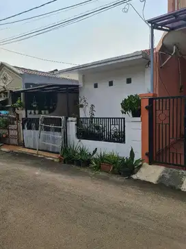 rumah di belakang mall cartenz Gading Serpong