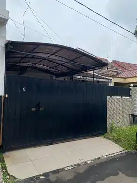 Rumah Semifurnished Di Dekat Stasiun Dekat Tol Di Taman Yasmin
