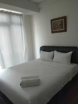 Disewakan 1BR semi furnished Apt. Puri Orchard lt tengah view city