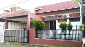 Rumah di Komplek Puri Dago Antapani Terawat