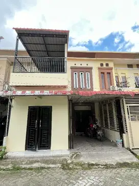 JUAL CEPAT RUMAH KAMAR 6 DEKAT KE MAHATTAN GATOT SUBROTO MEDAN