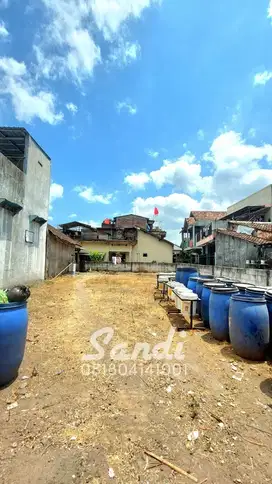 Tanah Tepi Jl. Aspal dekat Pasar Giwangan