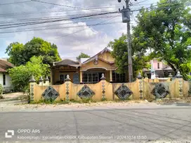 Tanah strategis pinggir jalan aspal sanggrahan maguwoharjo