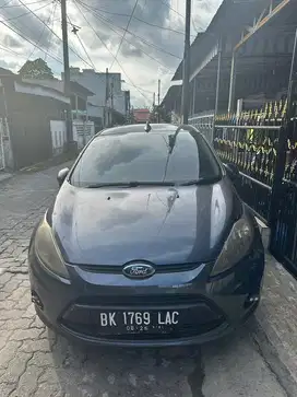 Ford Fiesta 1.4 automatic