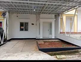 Rumah teras country residence