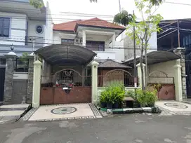Rumah 2 lantai Siap Huni di Boulevard Taman Pondok Indah Wiyung