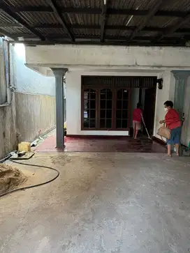 P 03.25 Disewakan Cepat Rumah Tua Luas 202 m2 Di Pilar Raya Kedoya