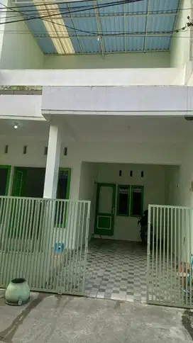 Rumah 2 Lantai Danau Sentani Sawojajar Malang