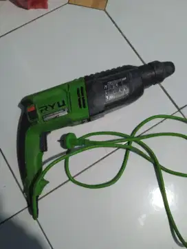 Mesin bor Hammer RRH26