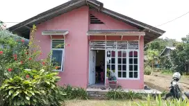 Dijual rumah berikut tanah