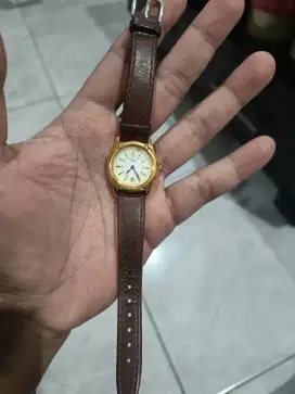 Jam Tangan Seiko Quartz 7N82 strap kulit