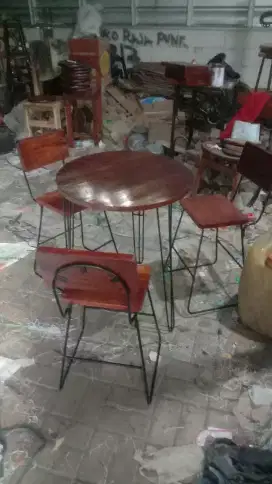 Meja kursi resto
