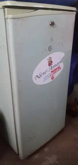 Lemari Es Merk Nasional