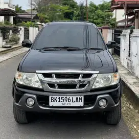 (Super!) Isuzu Panther Grand Touring 2.5 M/T 2009