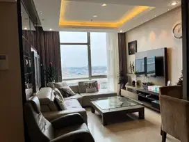 Apartemen The Summit 4BR Tower Alpen II Lantai 10 S8500