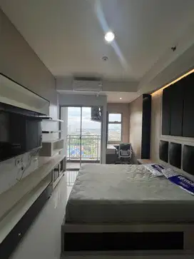 Dijual Apartemen Studio Springwood Residence dekat Binus alsut