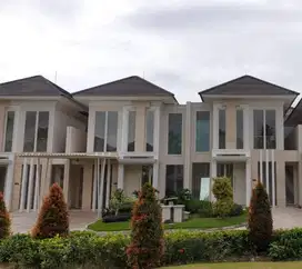 Jarang Ada Rumah Terawat Pakuwon Indah VBR Jalan Kembar