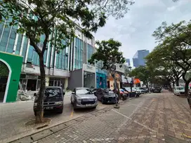 HADAP JALAN UTAMA ! Ruko Garden House PIK Luas 75 m2